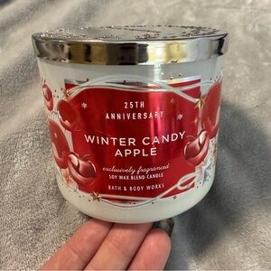 Bath And Body Works Winter Candy Apple 25th Anniversary 3-Wick Candle‎ New